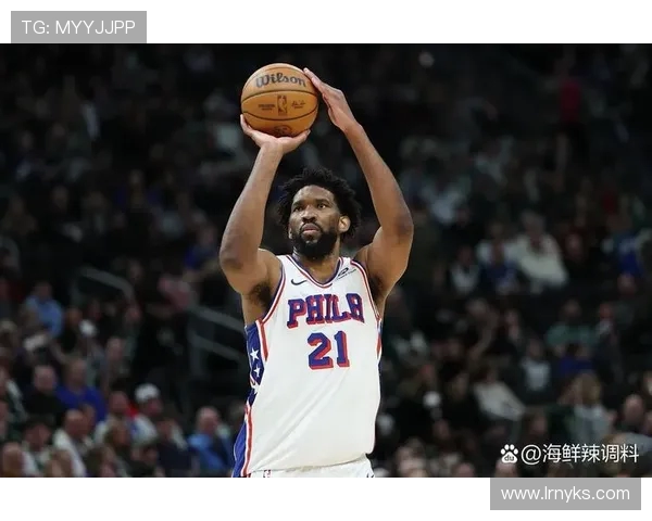 庄神留守 76 人!500 万续约锁定内线轮换,恩比德争冠拼图再加固(1) 庄神留守 76 人!500 万续约锁定内线轮换,恩比德争冠拼图再加固(1)